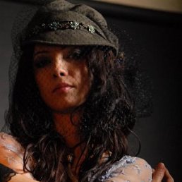 Эльвира, Канев