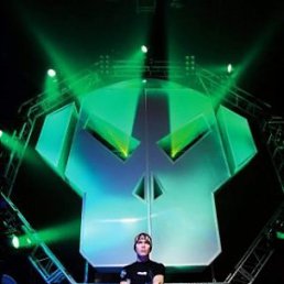 Зинок, Москва