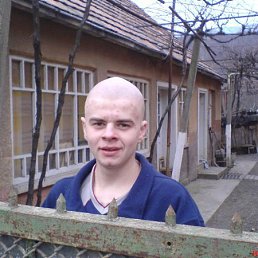 Эштон, Москва